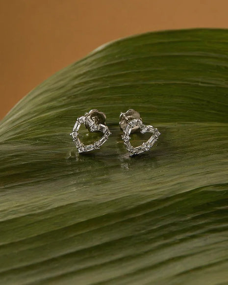 Dil Studs in 92.5 Silver