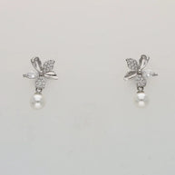 Royal Pearl Studs in 92.5 Silver