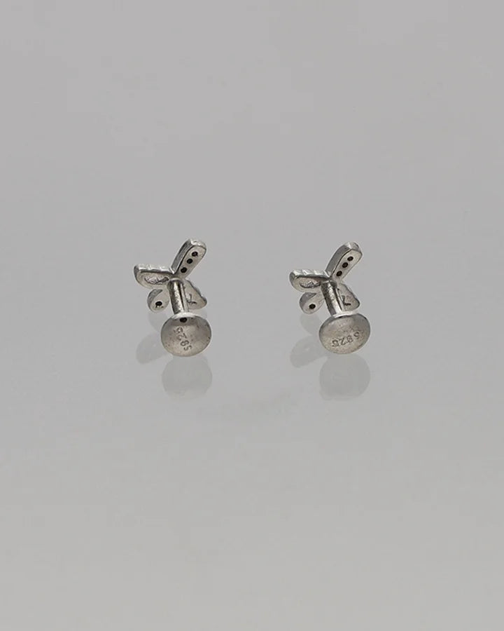 Cross Studs in 92.5 Silver
