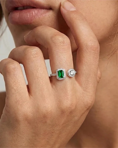 Pistachio Ring in 92.5 Silver