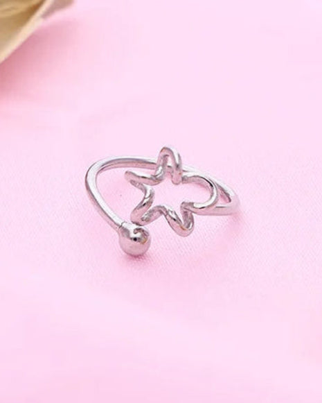 Star Ring in 92.5 Silver