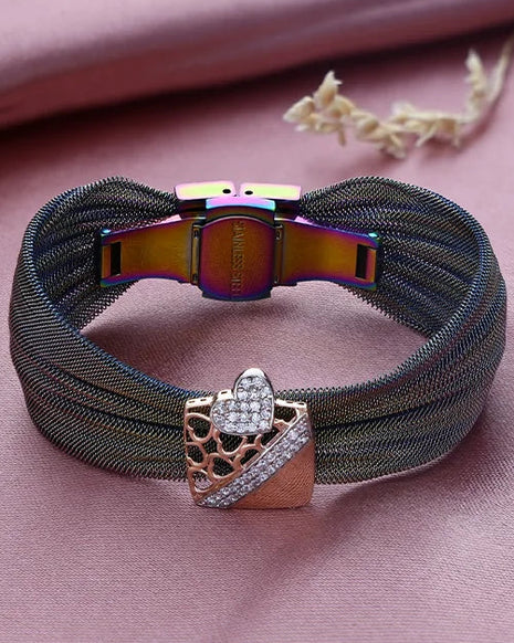 Ishq Cuff in 92.5 Silver