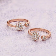 Rose Toe Rings in 92.5 Silver