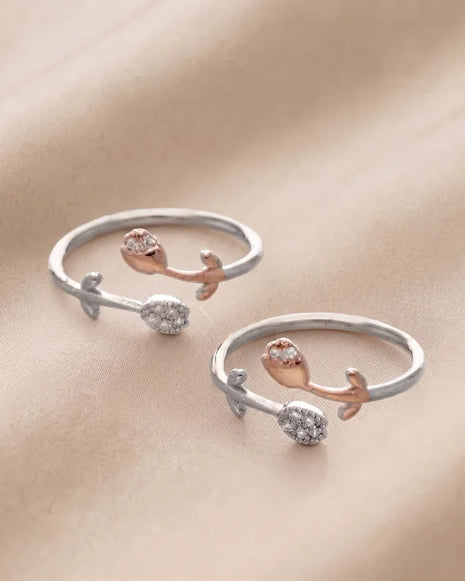 Loop Toe Rings in 92.5 Silver