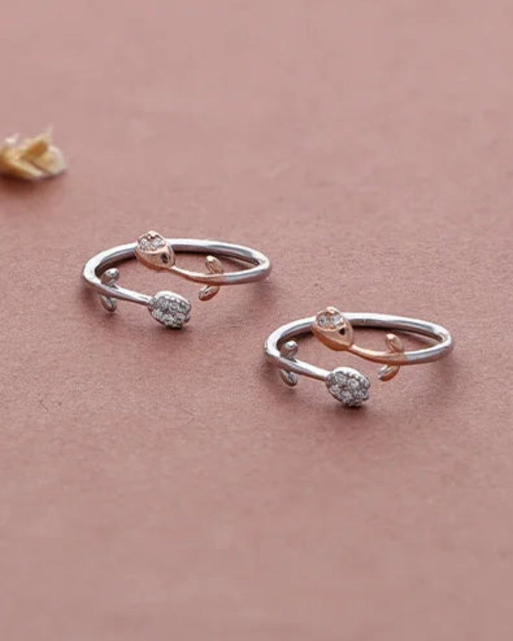 Loop Toe Rings in 92.5 Silver