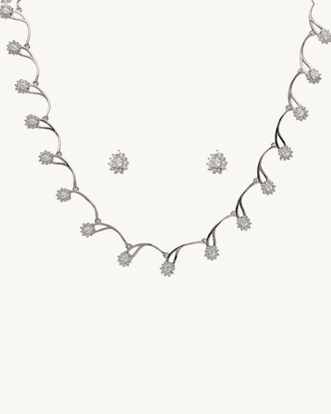 BloomLace SparkleSet Necklace