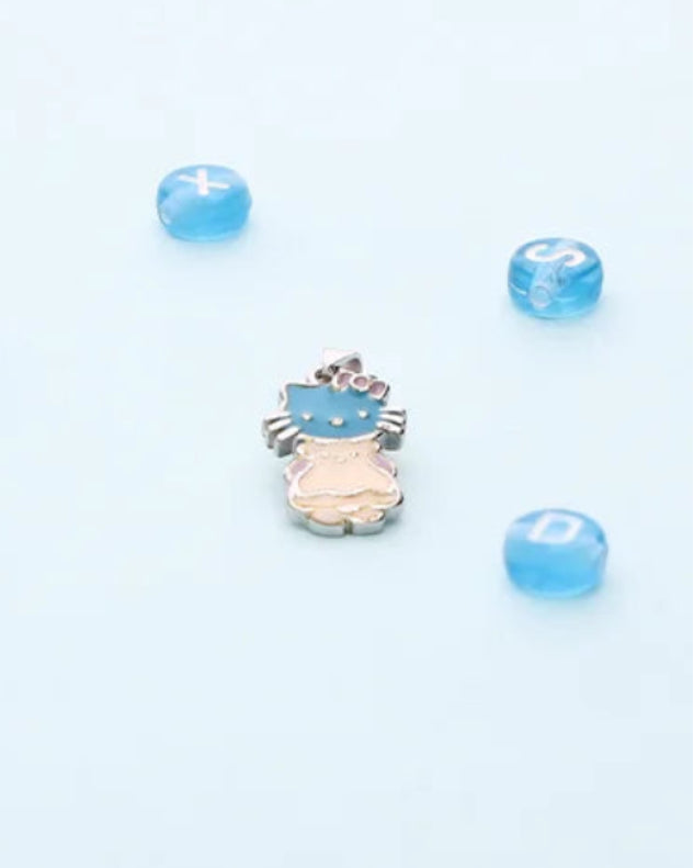 Catra Pendant in 92.5 Silver