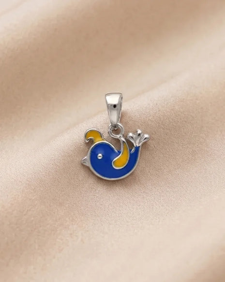 Birdie Pendant in 92.5 Silver