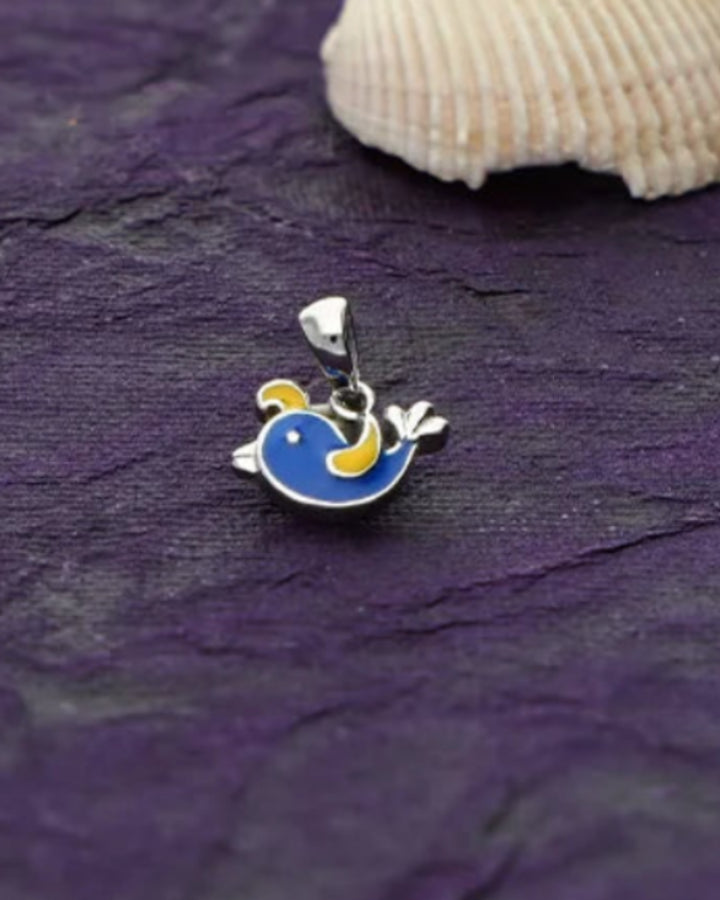 Birdie Pendant in 92.5 Silver