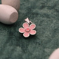Flower Pendant in 92.5 Silver