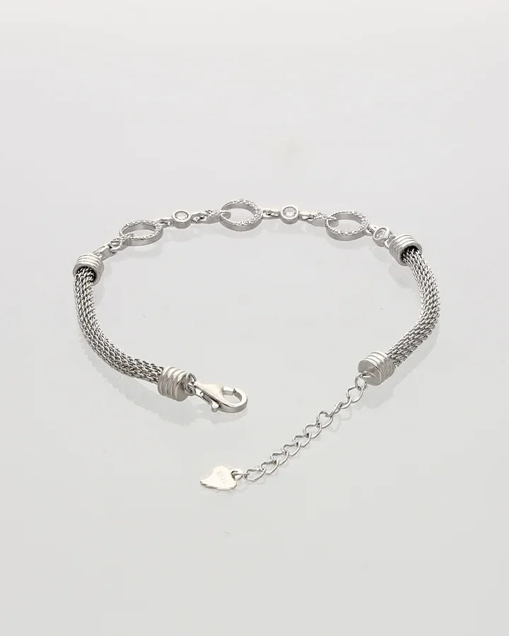 Charm Bracelet in 92.5 Silver