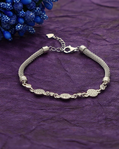 Lunara Bracelet in 92.5 Silver