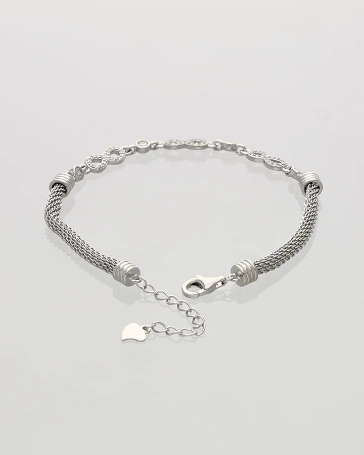 Infinitya Bracelet in 92.5 Silver