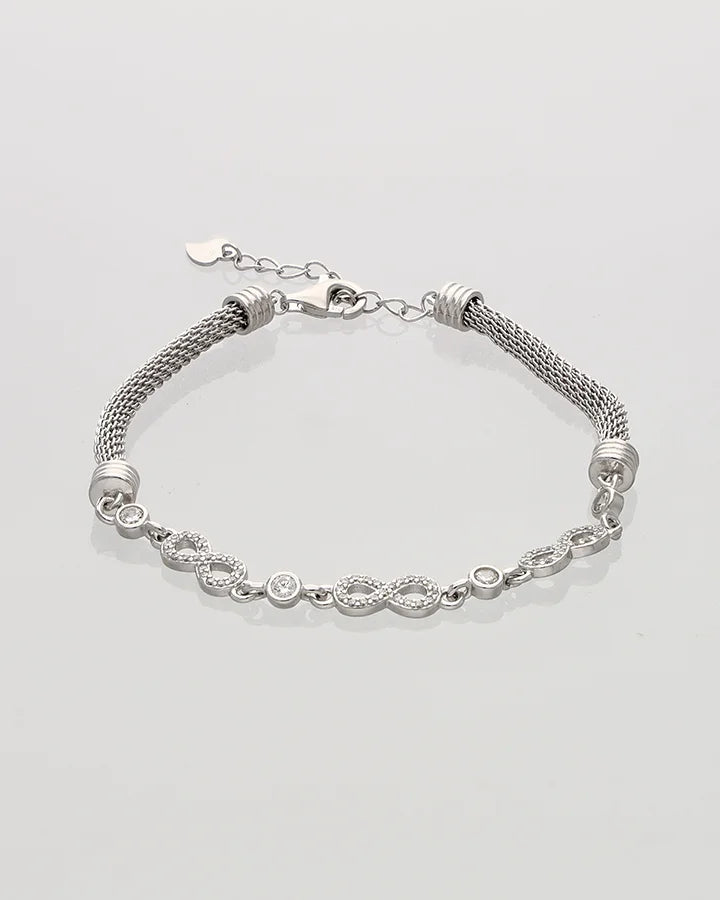 Infinitya Bracelet in 92.5 Silver