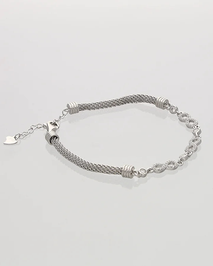 Infinitya Bracelet in 92.5 Silver