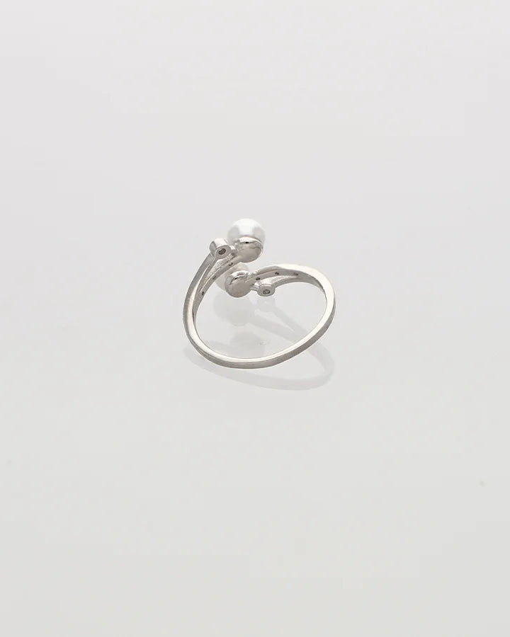 Double Pearl Ring in 92.5 Silver
