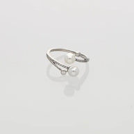 Double Pearl Ring in 92.5 Silver