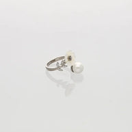 Pearl Leaf Ring in 92.5 Silver