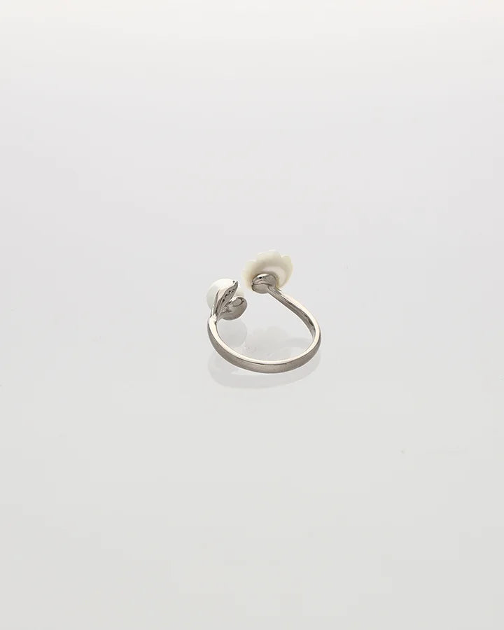 Florea Pearl Ring in 92.5 Silver