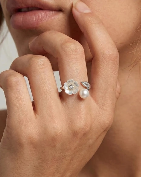 Florea Pearl Ring in 92.5 Silver