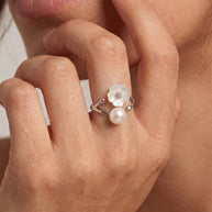 Pearl Floral Ring in 92.5 Silver