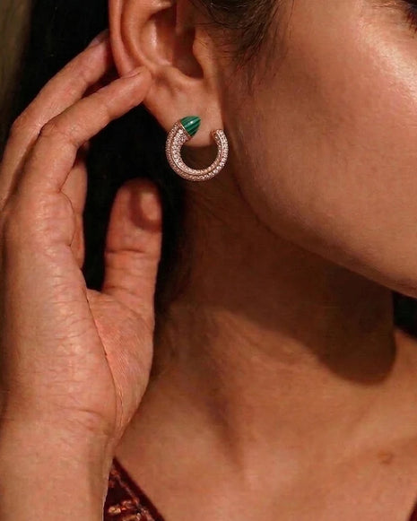 Crescent Studs in 92.5 Silver