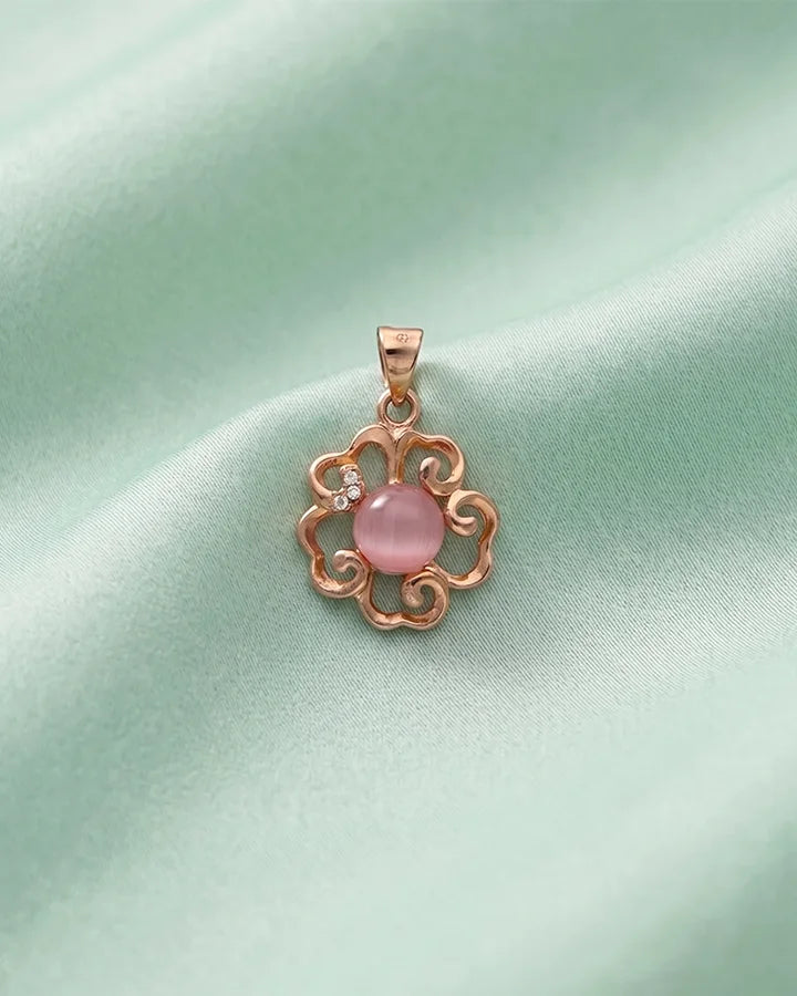 Bloom Pendant in 92.5 Silver