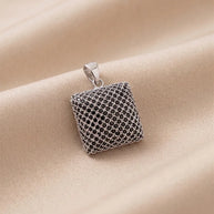 Noctra Pendant in 92.5 Silver