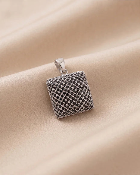 Noctra Pendant in 92.5 Silver