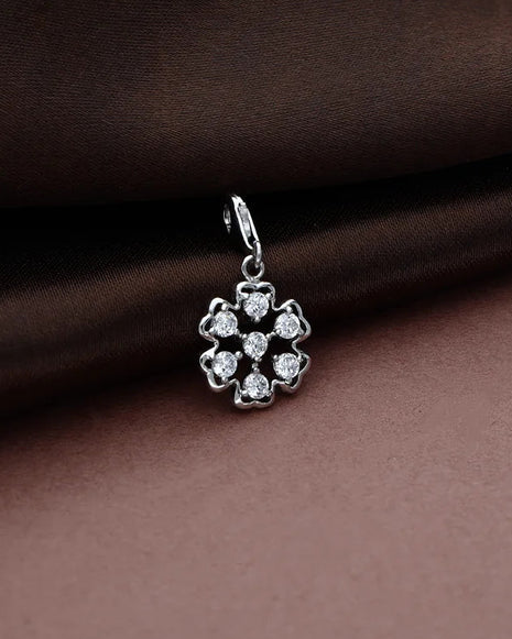 Ivoria Pendant in 92.5 Silver