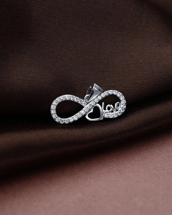 Luvia Pendant in 92.5 Silver