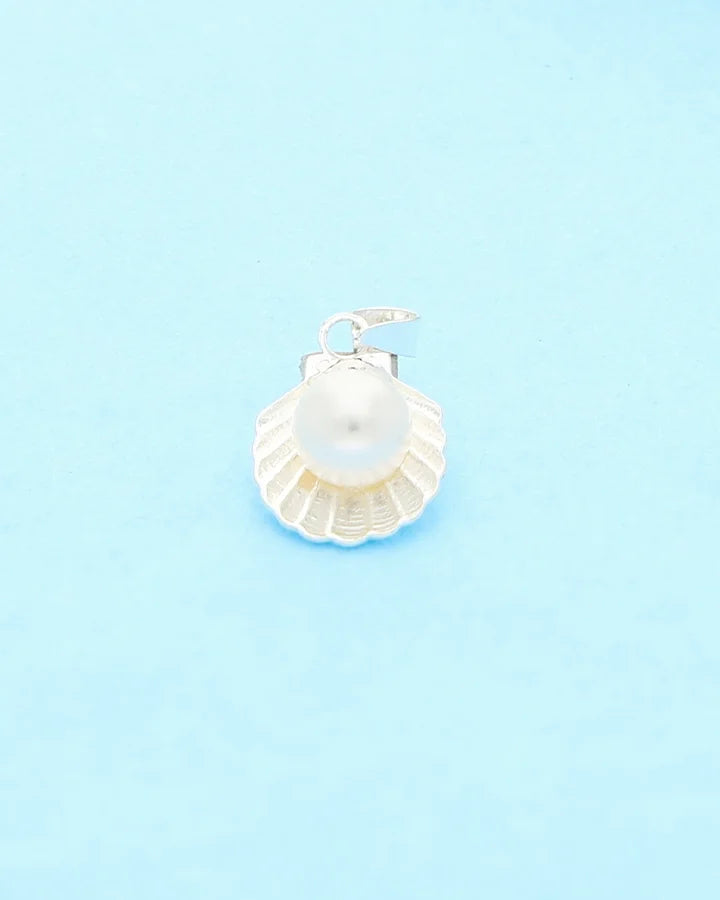 Seashella Pendant in 92.5 Silver