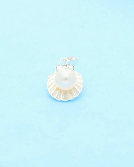 Seashella Pendant in 92.5 Silver