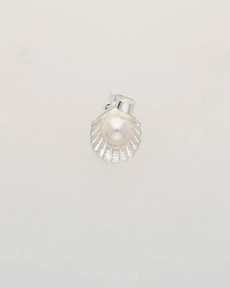 Seashella Pendant in 92.5 Silver