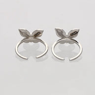 Papilia Toe Rings in 92.5 Silver