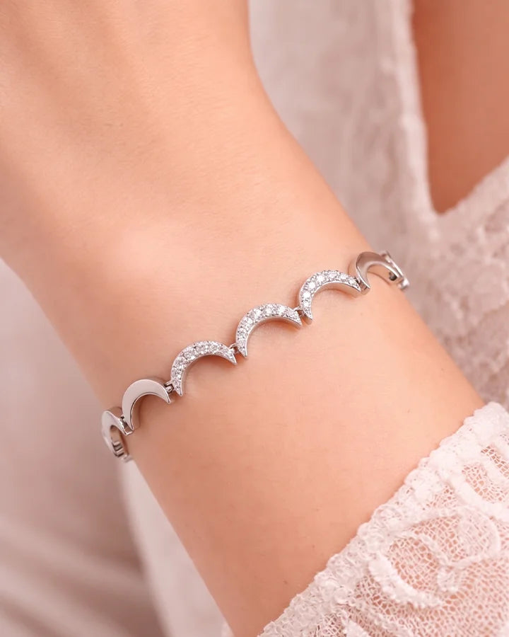 Nova Arc Bracelet in 92.5 Silver