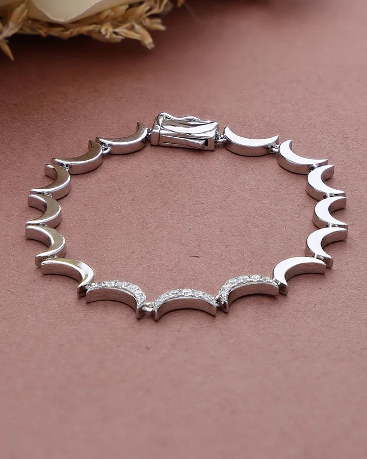 Nova Arc Bracelet in 92.5 Silver