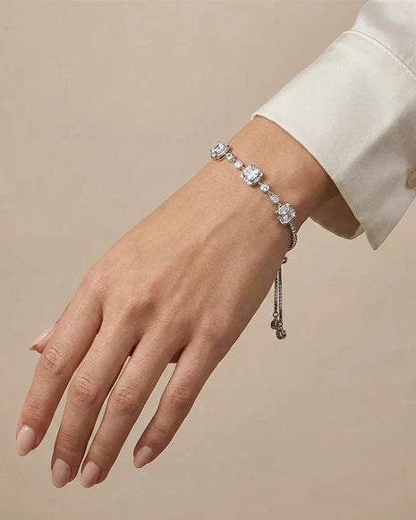 Lunvix Bracelet in 92.5 Silver
