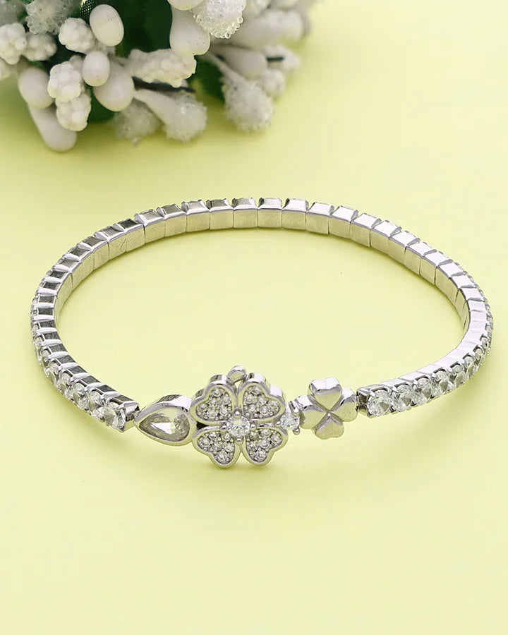 Aureth Stretch Bracelet in 92.5 Silver