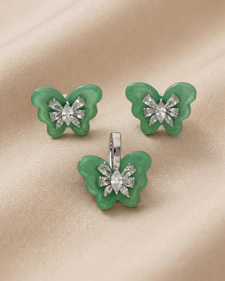 Emerald Flutter Set in 92.5 Silver