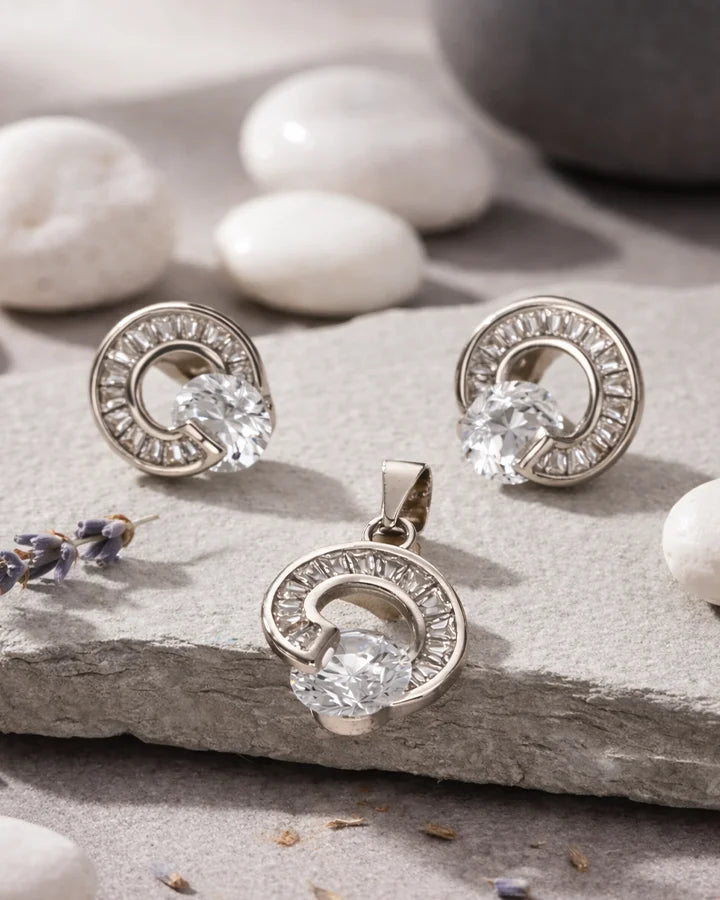 Ice Vela Set in 92.5 Silver