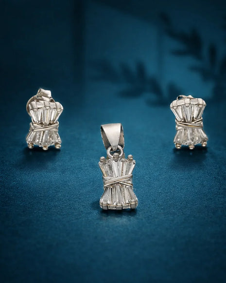 Bow Glint Set in 92.5 Silver