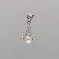 Pearl Crest Set in 92.5 Silver