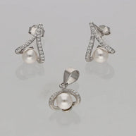 Pearl Crest Set in 92.5 Silver