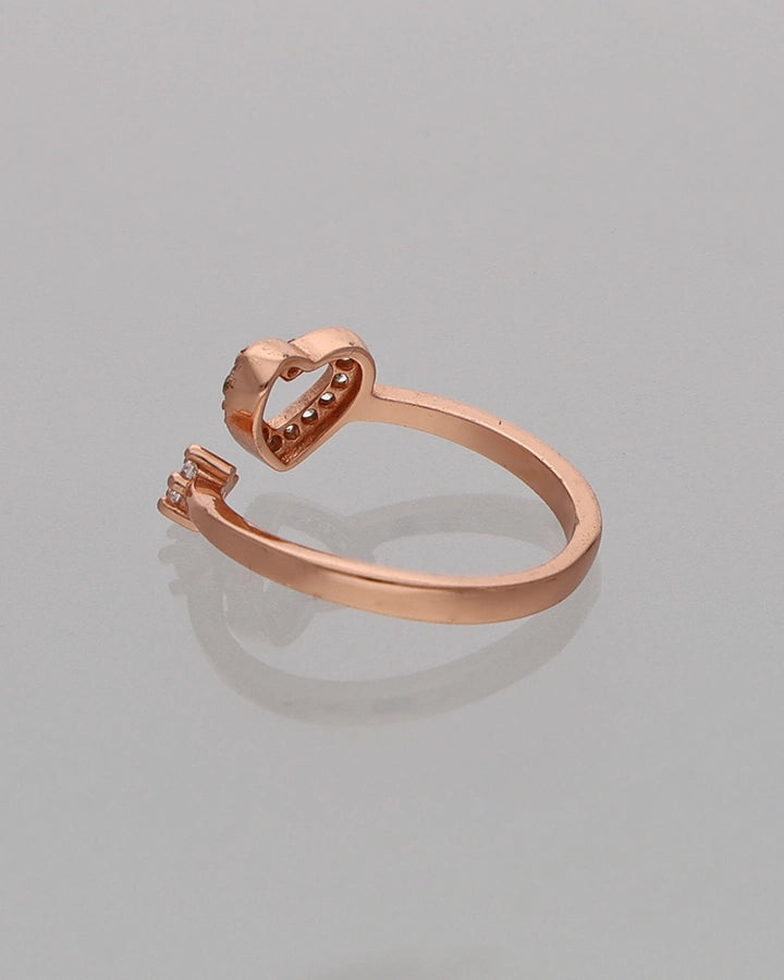 Amora Ring in 92.5 Silver