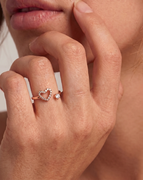 Amora Ring in 92.5 Silver