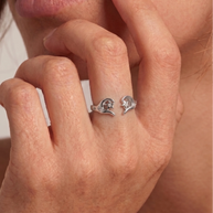 Stella Ring in 92.5 Silver