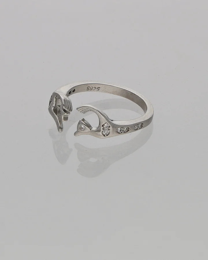 Triara Ring in 92.5 Silver