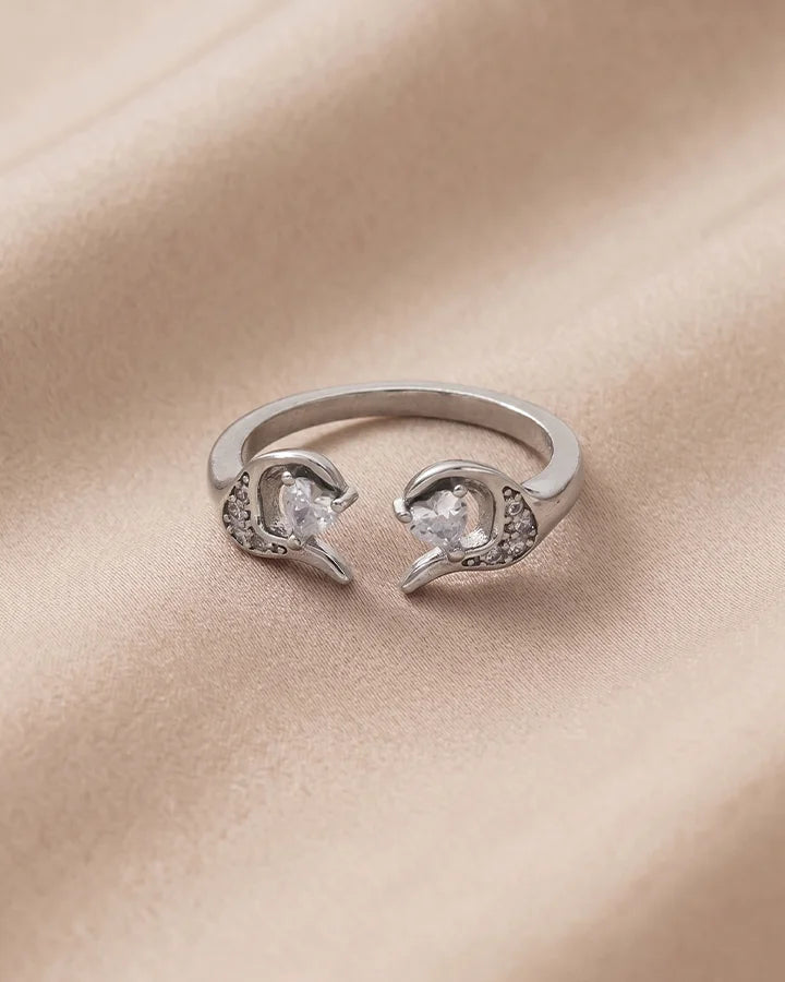 Miora Ring in 92.5 Silver