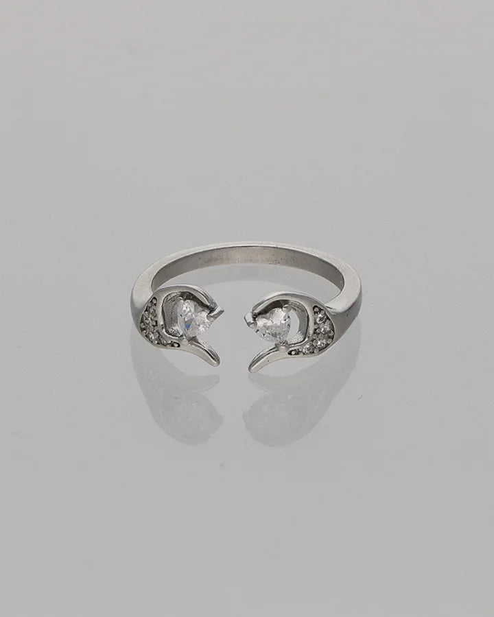 Miora Ring in 92.5 Silver